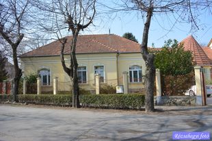 Kiskunhalas Posta utcai villa Kiskunhalas Posta utcai villa