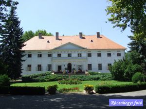 Bóly Batthyány kastély Bóly Batthyány kastély