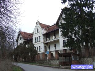 Komló/Kisbattyán Engel kastély Komló/Kisbattyán Engel kastély