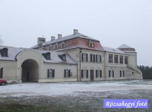 Iszkaszentgyörgy Amadé-Bajzath-Pappenheim kastély Iszkaszentgyörgy Amadé-Bajzath-Pappenheim kastély