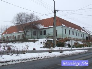Ászár Schwarzenberg-Burg kúria Ászár Schwarzenberg-Burg kúria