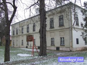 Kömlőd Hugonnay kastély Kömlőd Hugonnay kastély