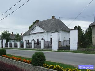 Hidvégadró Gedeon kastély Hidvégadró Gedeon kastély
