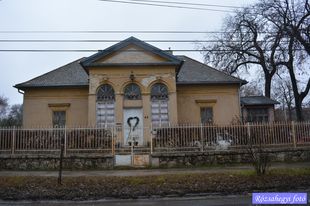 XVI.ker. Bökényföldi u. villa XVI.ker. Bökényföldi u. villa