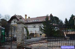 XVI.ker. Pilóta u. villa XVI.ker. Pilóta u. villa