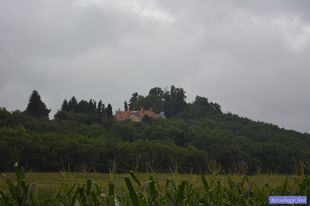 Črešnjevó Šaulovec kastély