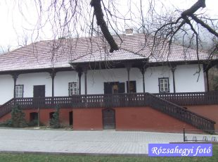 Ságújfalu Kubinyi-Prónay kastély Ságújfalu Kubinyi-Prónay kastély