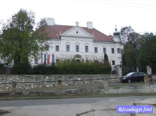 Szirák Teleki-Degenfeld kastély Szirák Teleki-Degenfeld kastély