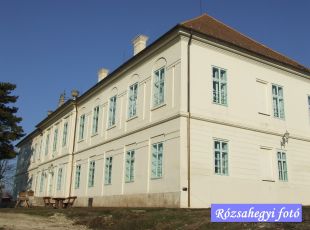 Budajenő Skót Bencésrendi kastély Budajenő Skót Bencésrendi kastély