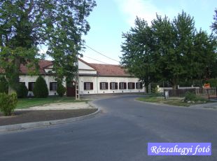 Dabas Főjegyzői Hivatal kúria Dabas Főjegyzői kúria
