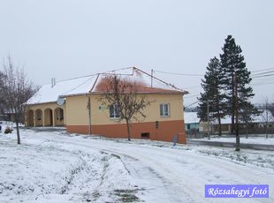 Büssü Pongrácz kúria Büssü Pongrácz kúria