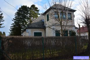 Zamárdi József Attila utcai villa Zamárdi József Attila utcai villa