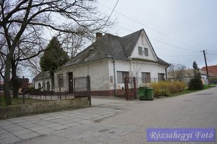 Csallóközaranyos/Zlatná na Ostrovek Magyari-Kossa kúria