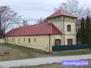 Karva/Kravany nad Dunajom Szarvassy kastély