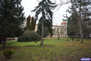 Zsitvaújfalu Serényi-Szlávy-Nyáry kastély