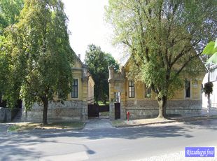 Paks Szeniczey kúria Paks Szeniczey kúria