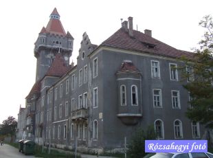 Hajmáskér Habsburg katonatiszti kastély